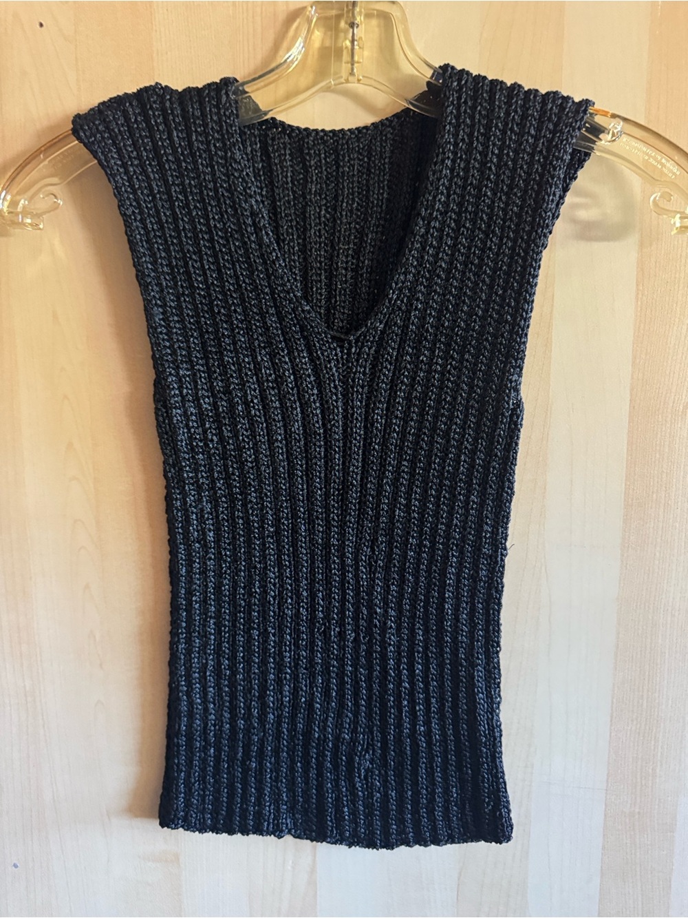 Handmade Knit stretch Sleeveless Ribbed V-Neck Sweater Tank - Black